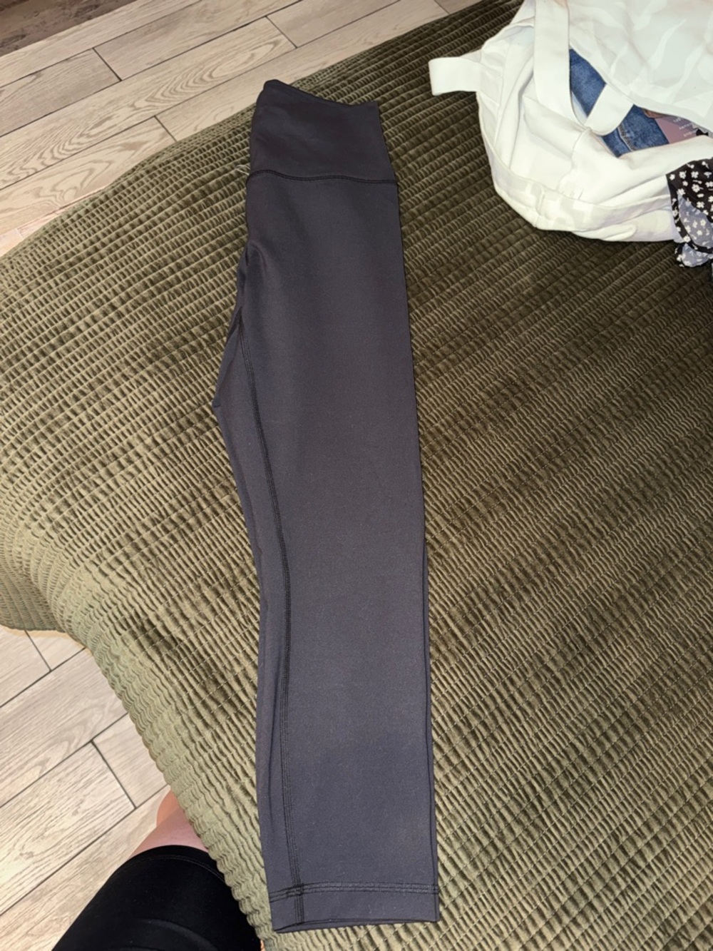 Lululemon leggings align size 8